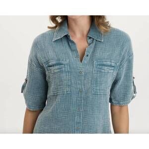 NEW XCVI maurise snap up top in distress wash tideworn